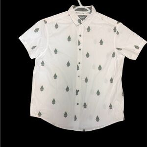White Short-Sleeve Button-Up Shirt with Christmas Tree Print